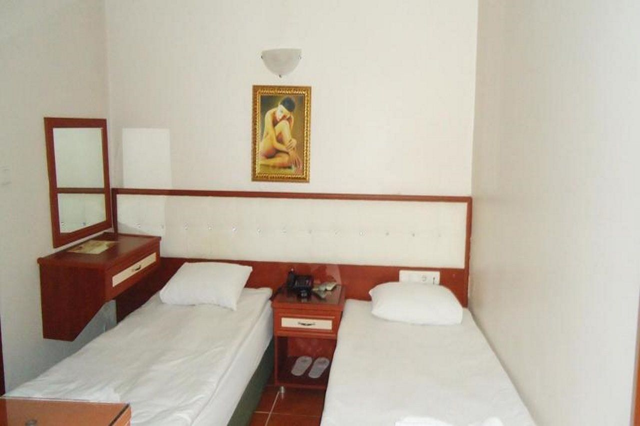 Vatan Hotel إزمير المظهر الخارجي الصورة